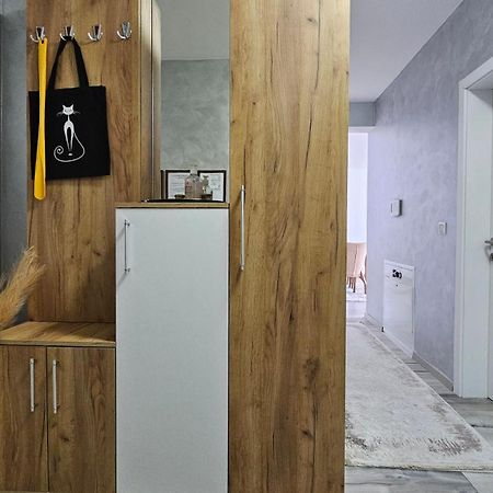 Cozy Apartment - 2 Bedrooms In The Best City Area. Ferizaj Kültér fotó
