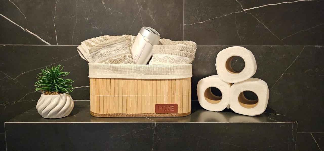 Cozy Apartment - 2 Bedrooms In The Best City Area. Ferizaj Kültér fotó